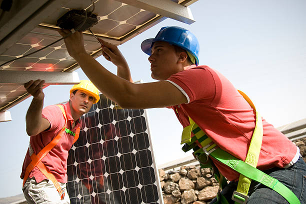 Top 5 American Solar Energy Stocks to Watch in 2023